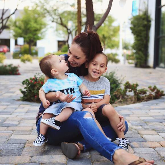 Profile Picture of Sammie Jaramillo (@sammie702) on Poshmark