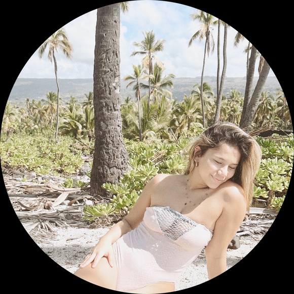 Profile Picture of Maui-nevayeh Gacayan (@mauigacayan18) on Poshmark