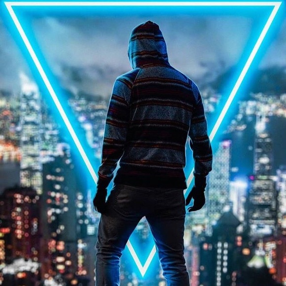 Profile Picture of Dylan Poyer (@dpoyer14) on Poshmark