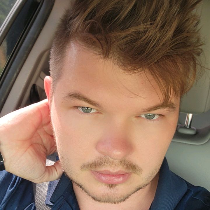 Profile Picture of Steven (@stevensellscars) on Tiktok