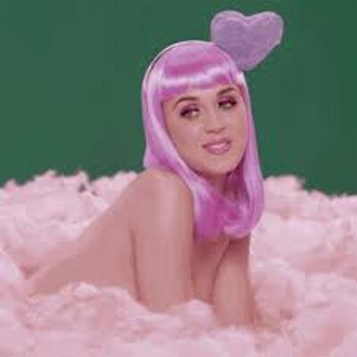 Profile Picture of Thais Hudson Perry (@Thais_KatyPerry) on Twitter