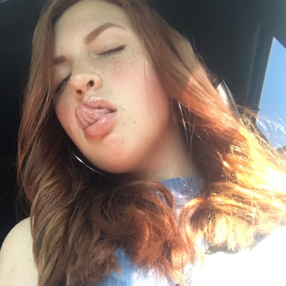 Profile Picture of Erica Corsmeier (@erica10148) on Poshmark
