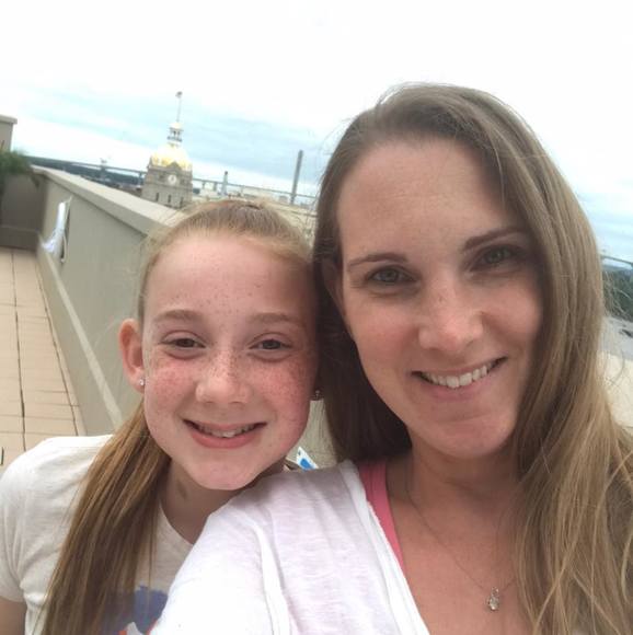 Profile Picture of Taryn Hale (@tarynmhale) on Poshmark