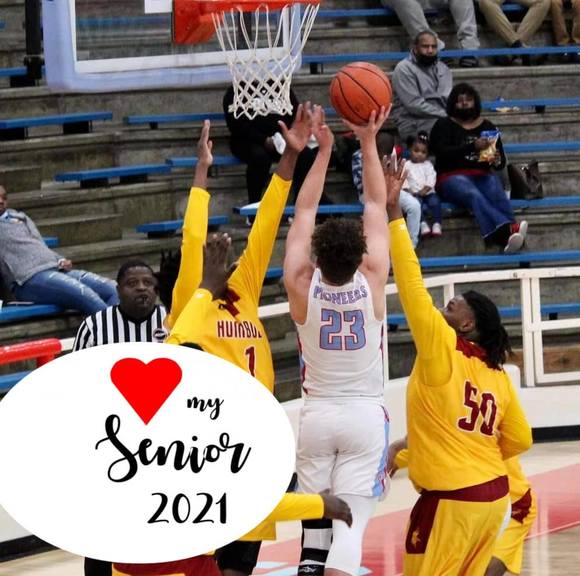 Profile Picture of Christy Hufstedler (@chufstedler) on Poshmark