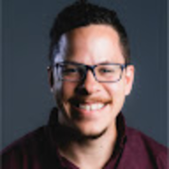 Luke Morales - Poshmark Profile Picture of Luke Morales (@lukemorales1986) on Poshmark