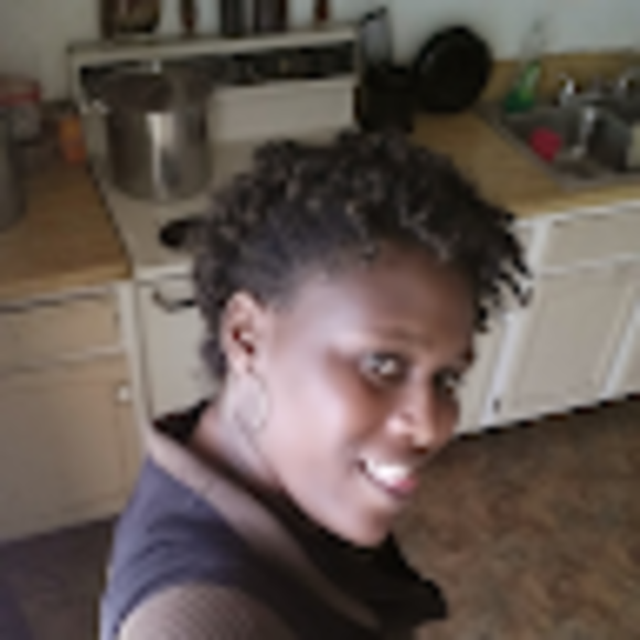 Profile Picture of Sharell Simms (@sharelltsimms) on Poshmark