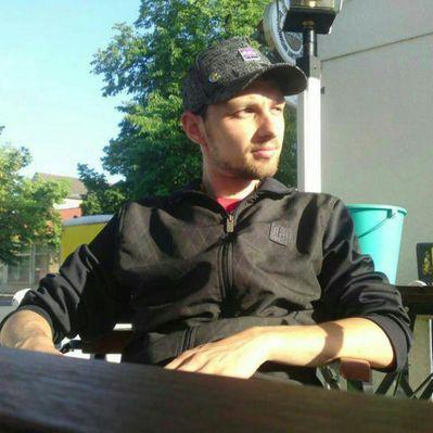 Profile Picture of Sebastian Grimm (@JimGrombo) on Twitter