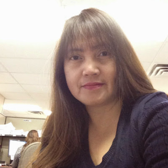 Profile Picture of Lorette Edora (@loretteedora1) on Poshmark