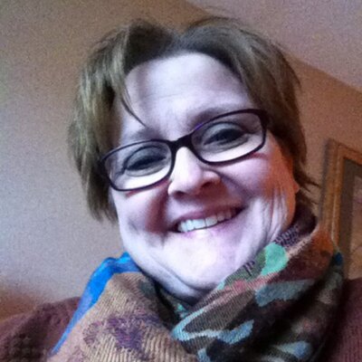 Profile Picture of Karen Gustafson (@Tweet_da_Deets) on Twitter