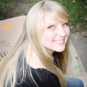 Profile Photo of Rebekah Hall (@bandsissy) on Myspace