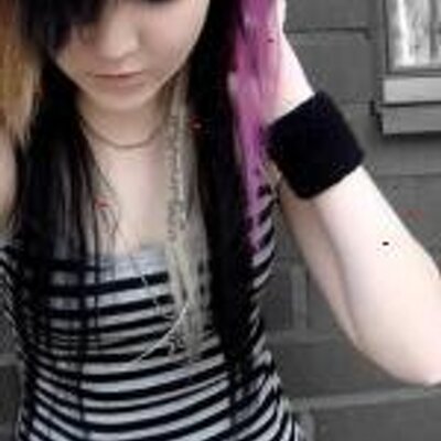 Profile Picture of Kelly Hendrix (@Tapadece) on Twitter