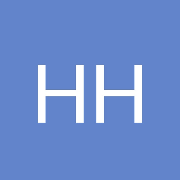 Profile Picture of Harlee Harlee (@harlee647483) on Poshmark