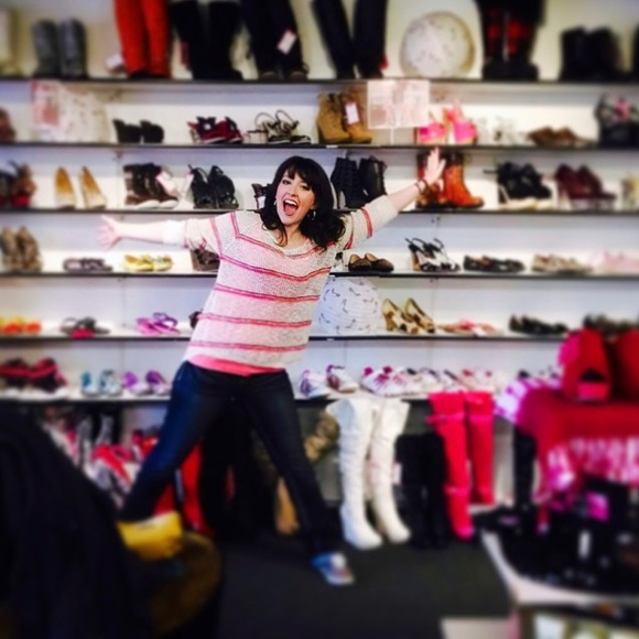 Profile Picture of Jill Cappaert (@slave4fashion) on Poshmark