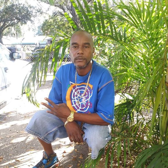 Profile Picture of Lowell Odlum (@hoodlam77) on Poshmark
