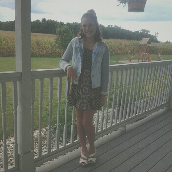 Profile Picture of Morgan Reimer (@morgan_reimer) on Poshmark