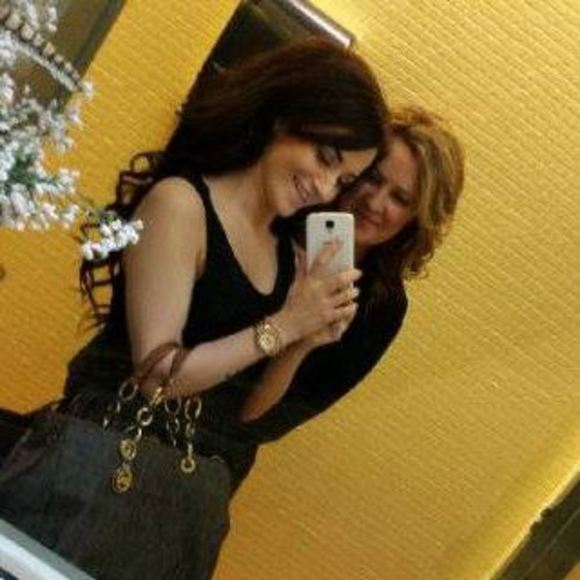 Profile Picture of Jackie Baglole (@jbaglol) on Poshmark