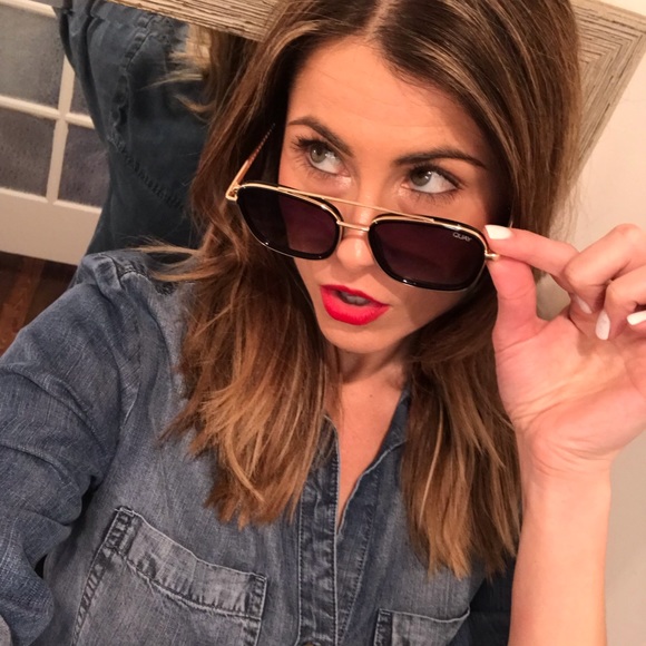 Profile Picture of Farrah Wright (@farrahwright) on Poshmark