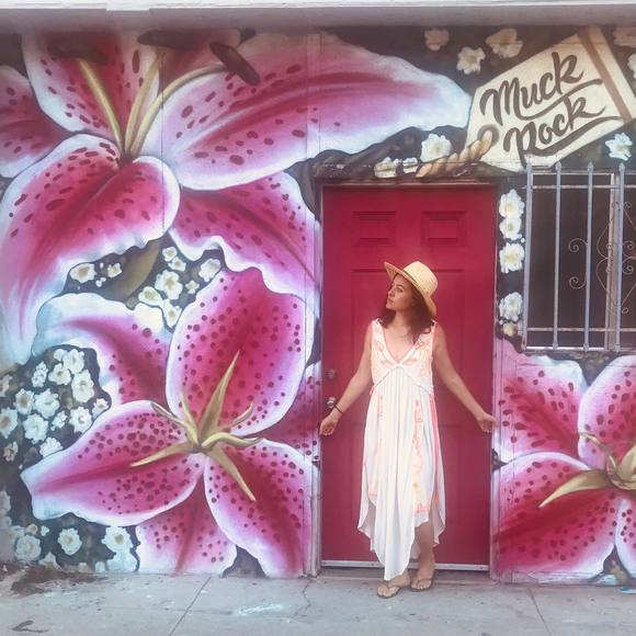 Profile Picture of Hannah Meckes (@hpmeckes) on Poshmark