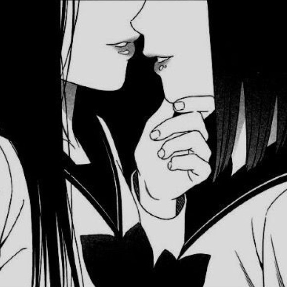 Annabella Grosfeld - Poshmark Profile Picture of Annabella Grosfeld (@mylovelucky) on Poshmark