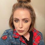 Profile Picture of Beth Pitt-Roche (@thepittrochediaries) on Instagram