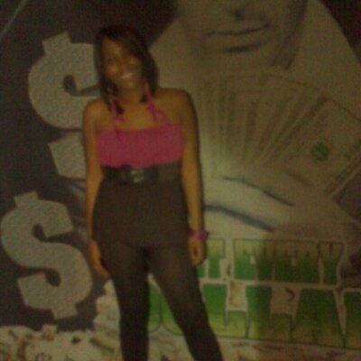 Profile Picture of LaRae Davis (@mizzraed) on Twitter