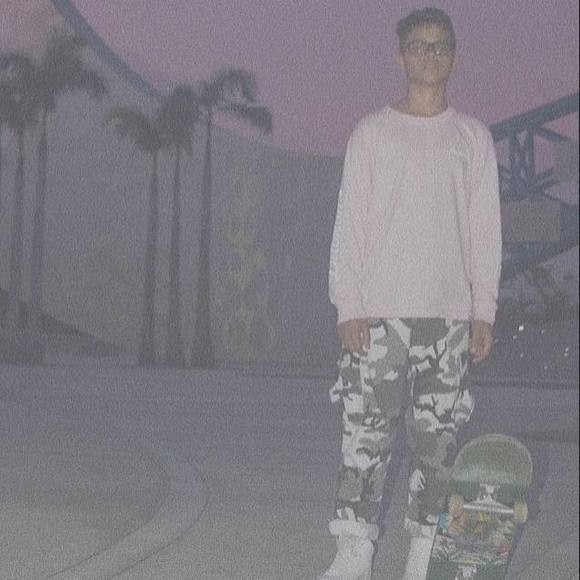 Profile Picture of Gabriel Rivera (@jonbriel21) on Poshmark