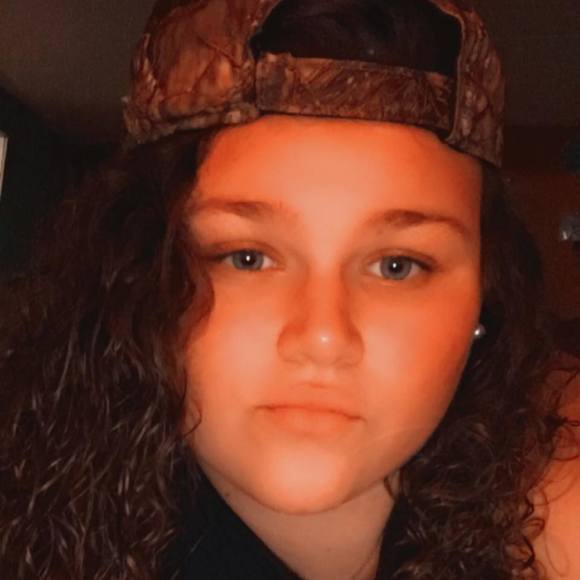 Profile Picture of Kali Hurd (@kalihurd) on Poshmark