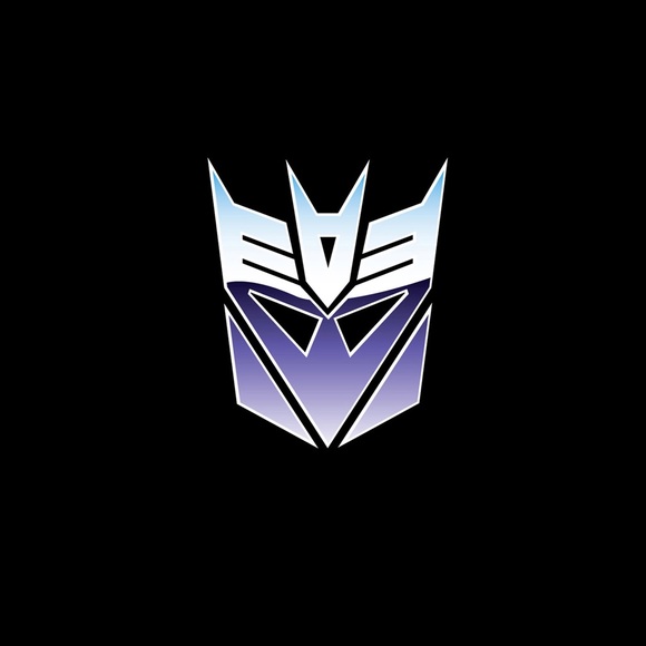 Profile Picture of Alex Morford (@alex23811) on Poshmark