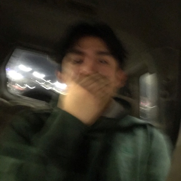 Profile Picture of Jonathan Loredo (@jonathanlore621) on Poshmark