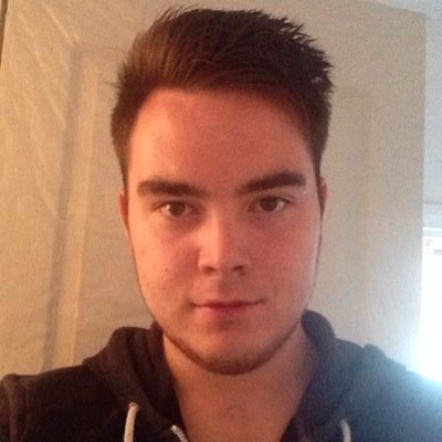 Profile Picture of DING. (@SeanWraggDing) on Twitter