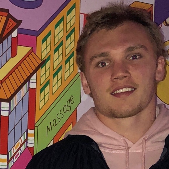 Profile Picture of Matthew Terrell (@mterr11) on Poshmark