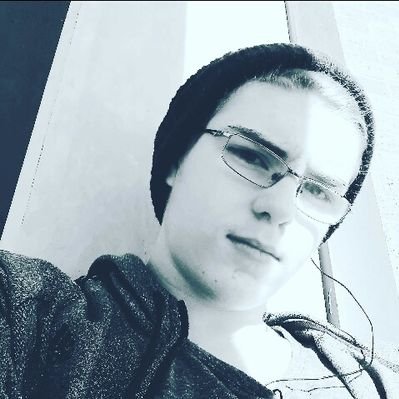 Profile Picture of Ashton_sharp (@Ashtonsharpy1) on Twitter