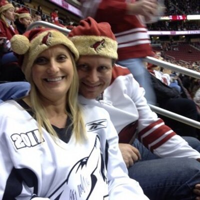 Profile Picture of Debra & Chris (@bodi1004) on Twitter