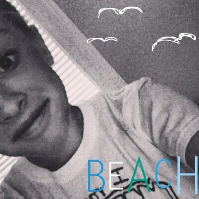 Profile Picture of Zoe Boyer (@boyer_zoe) on Twitter