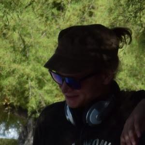 Profile Picture of seanblik (@seanblik) on Tiktok