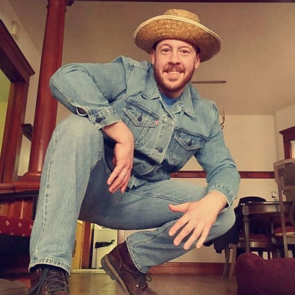 Profile Picture of Matthew Kalinowski (@kinkeywizard) on Poshmark