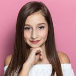 Profile Picture of Lisa Rose & Lily Angeline (@scarpacisisters) on Instagram