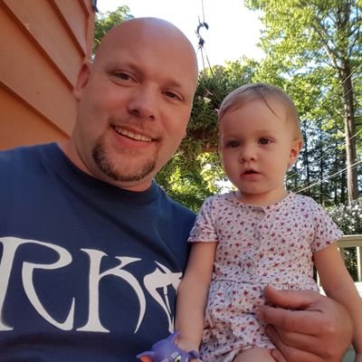 Profile Picture of Brett Barker (@BrettBarker75) on Twitter