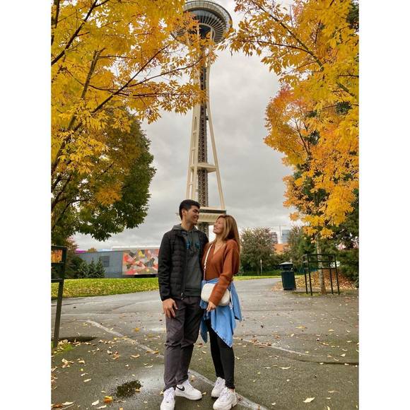 Profile Picture of Andrea marie dey Mangune (@deymangune) on Poshmark