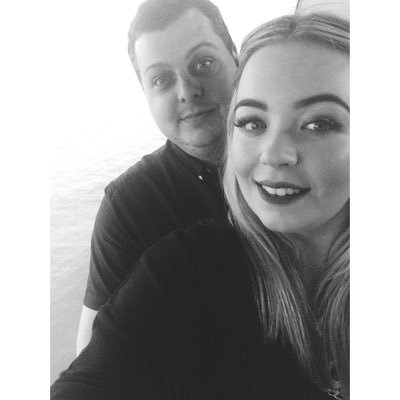 Laura Barks - Twitter Profile Picture of Laura Barks (@laura_barks) on Twitter