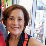 Profile Picture of Lori Kramer Reznick (@reznicklori) on Instagram