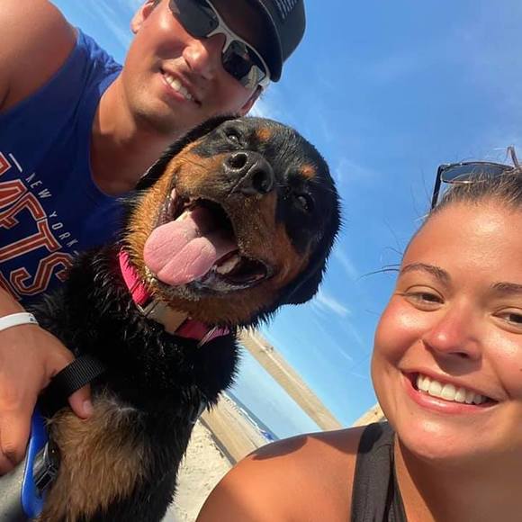 Profile Picture of Taylor Kosman (@tkosman10) on Poshmark