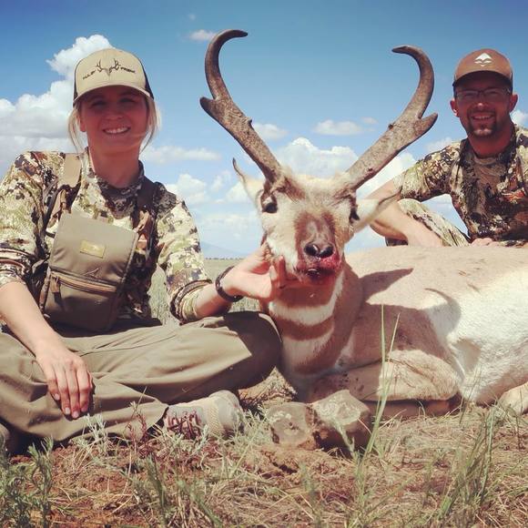 Profile Picture of Sarah Andrews (@sarahandrews91) on Poshmark