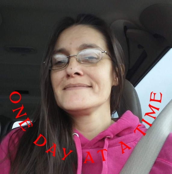 Profile Picture of Joleen Ansley (@jojoansley) on Poshmark