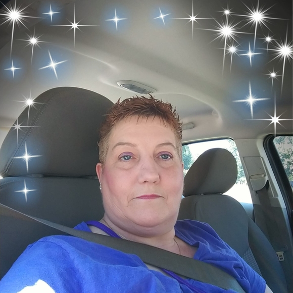 Profile Picture of Nancy Acree (@gibson1968) on Poshmark
