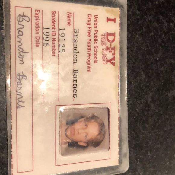 Profile Picture of Brandon Barnes (@wran1992) on Poshmark