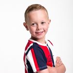 Profile Picture of Bobby White (@bobbyblueeyes12) on Instagram