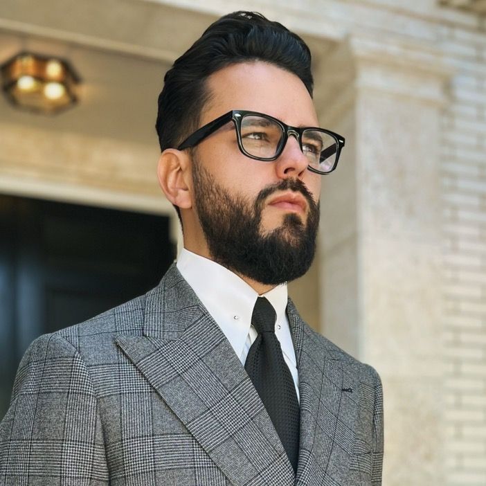 Profile Picture of Helmut Paul | Men’s Style (@helmuttpaul) on Tiktok