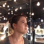 Profile Picture of Hannah Noelle Rosenbaum (@noellesnotes) on Instagram