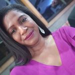 Profile Picture of Michele Madeira Bloemer (@michelebloemer) on Instagram